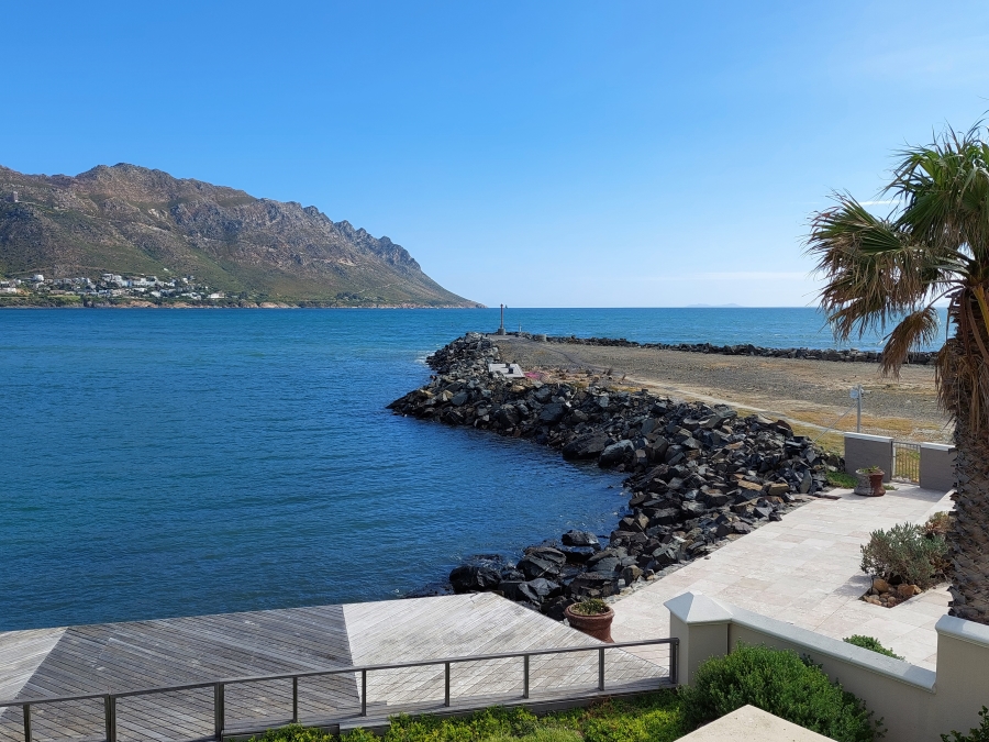 3 Bedroom Property for Sale in Harbour Island Western Cape